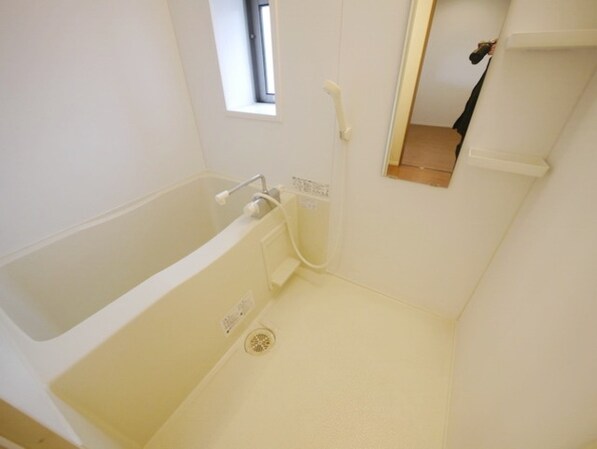 オーチャード・アパートメント Bの物件内観写真